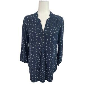 Amour Vert Navy Floral Blouse
